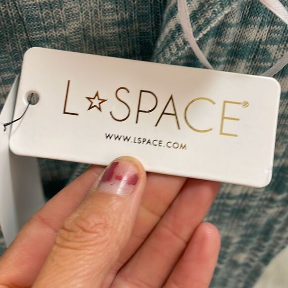 NWT L*Space Woman’s Aria Dress in green and white - Picture 4 of 11